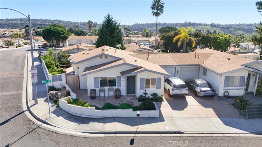 Welcome to 3599 Nina St, a beautifully upgraded home in the - Beach Townhome/Townhouse for sale in Oceanside, California on Beachhouse.com