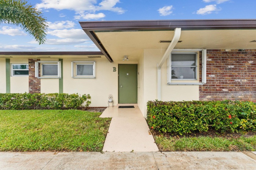 Cozy One-Bedroom Condo with Garden View in 55+ CommunityWelcome - Beach Condo for sale in West Palm Beach, Florida on Beachhouse.com