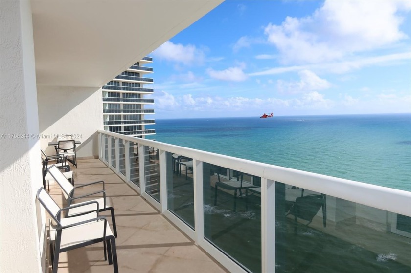 Stunning oceanfront condo with 3 spacious bedrooms and 3 full - Beach Condo for sale in Hallandale Beach, Florida on Beachhouse.com