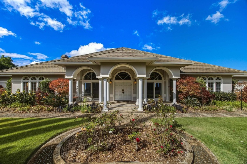 Perched in coveted Lower Kula, this Mediterranean-inspired villa - Beach Home for sale in Kula, Hawaii on Beachhouse.com