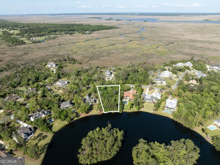 This remarkable lakefront lot spans just under one acre (0.90) - Beach Lot for sale in Saint Simons, Georgia on Beachhouse.com