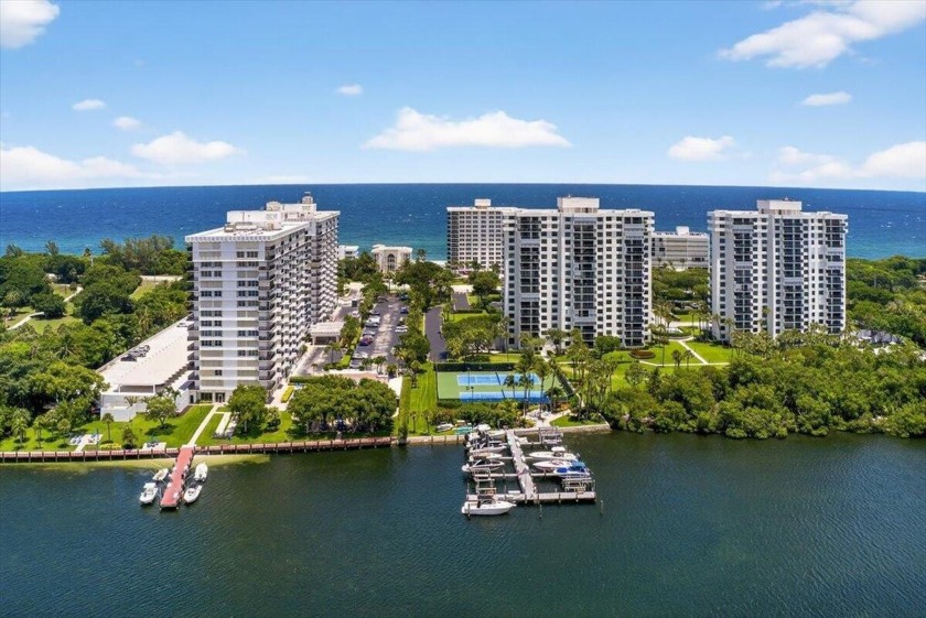 BEST VALUE IN BOCA RATON FOR BOTH OCEAN & INTRACOASTAL VIEWS! - Beach Condo for sale in Boca Raton, Florida on Beachhouse.com