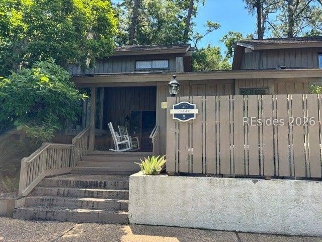 Beautifully renovated and freshly painted & all new furnishings - Beach Condo for sale in Hilton Head Island, South Carolina on Beachhouse.com
