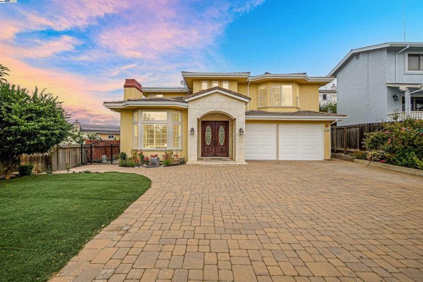 Welcome to 5158 Proctor Rd, Castro Valley. A stunning 5-bed - Beach Home for sale in Castro Valley, California on Beachhouse.com