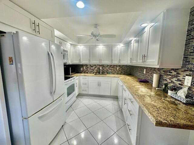 2nd-floor 2BR/2BA condo featuring, updated kitchen with sleek - Beach Condo for sale in Boca Raton, Florida on Beachhouse.com