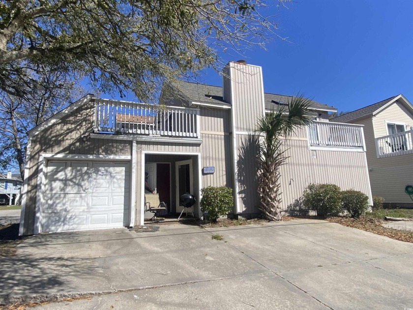 Incredible location and investment opportunity! This home is - Beach Home for sale in North Myrtle Beach, South Carolina on Beachhouse.com