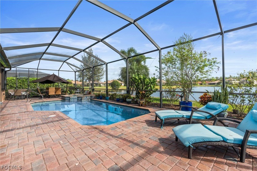 *NO FLOOD INSURANCE REQUIRED- LOMA LETTER ATTACHED* SELLER - Beach Home for sale in Fort Myers, Florida on Beachhouse.com