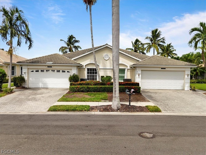 Welcome Home to this LOVELY TURNKEY attached villa in Gated - Beach Home for sale in Fort Myers, Florida on Beachhouse.com