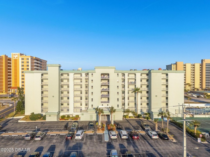 Discover the perfect blend of comfort, convenience, and coastal - Beach Condo for sale in Daytona Beach, Florida on Beachhouse.com