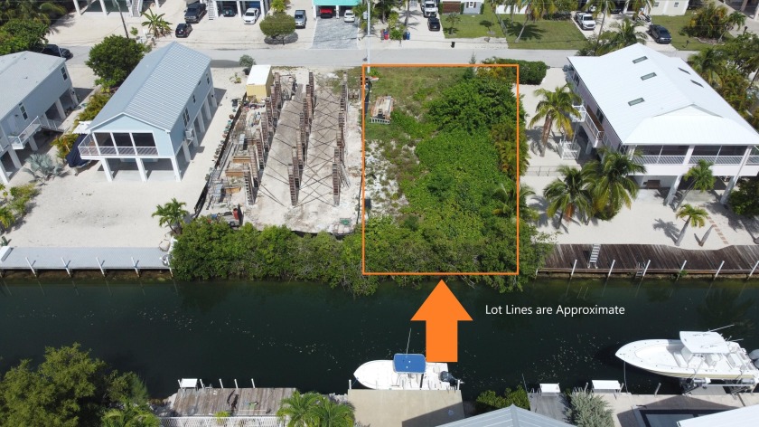 Build your waterfront dream home!  One of the last vacant - Beach Lot for sale in Ramrod Key, Florida on Beachhouse.com