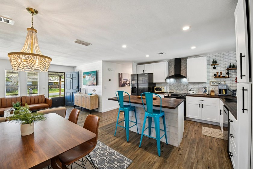 This move-in-ready, fully furnished 3-bedroom, 2-bath pool home - Beach Home for sale in Merritt Island, Florida on Beachhouse.com