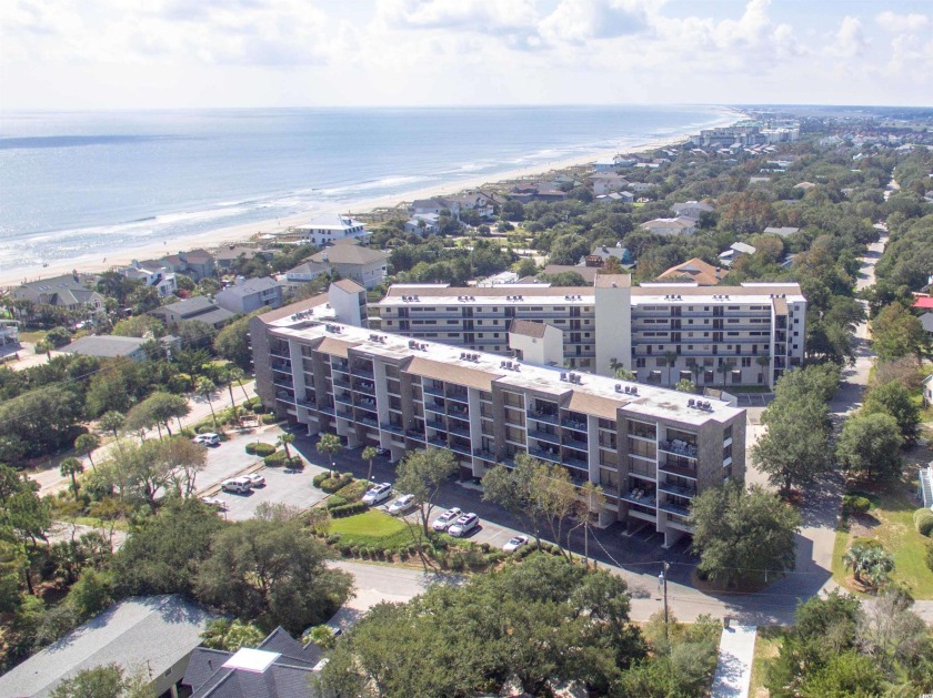 Beautiful condo on the 4th Floor in the North wing at Litchfield - Beach Condo for sale in Pawleys Island, South Carolina on Beachhouse.com