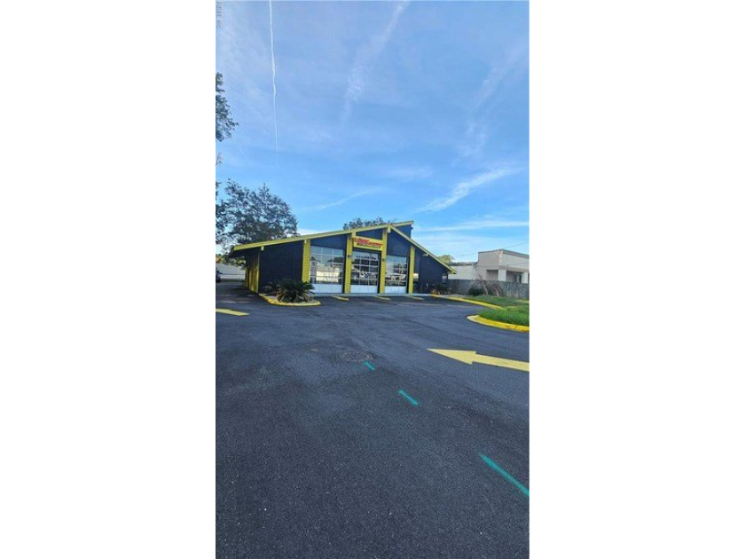 Take advantage of high visibility on Virginia Beach Blvd!

This - Beach Commercial for sale in Virginia Beach, Virginia on Beachhouse.com