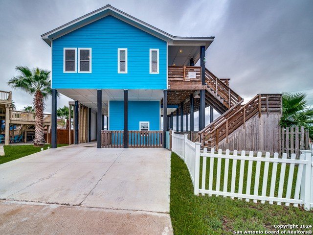 This beautiful home was recently remodeled and a must see! A - Beach Home for sale in Port Aransas, Texas on Beachhouse.com