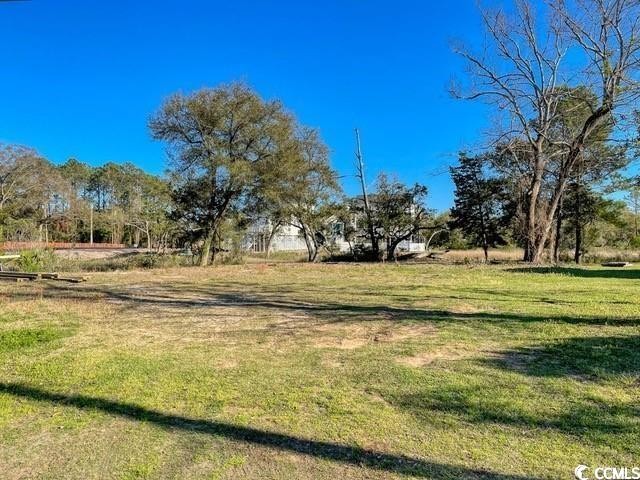 This marsh front lot will accommodate a single-family home - Beach Lot for sale in Murrells Inlet, South Carolina on Beachhouse.com