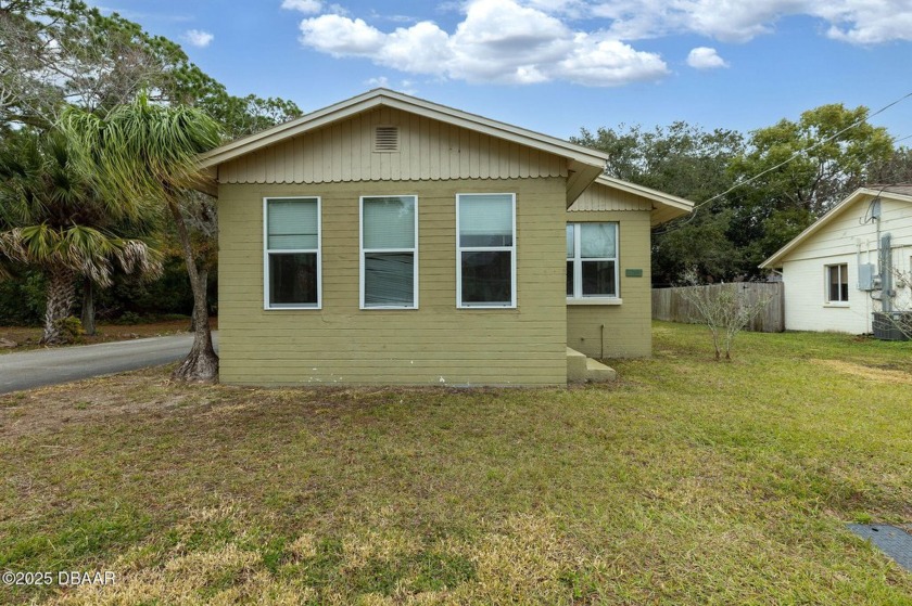 Great first time home buyer home or investment property! This - Beach Home for sale in Daytona Beach, Florida on Beachhouse.com