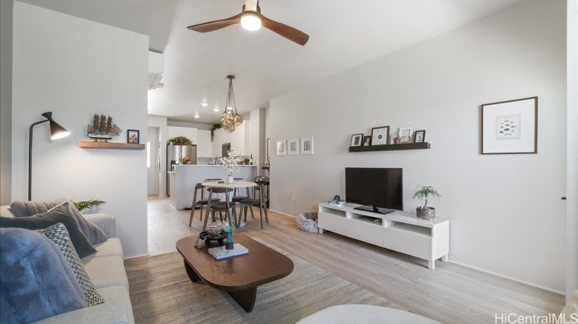 This 2 bedroom/2 .5 bathroom townhome consists of 1,266 square - Beach Condo for sale in Kapolei, Hawaii on Beachhouse.com