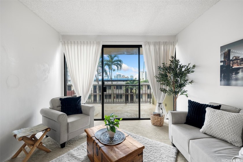 Experience urban living at its finest in the heart of Honolulu - Beach Condo for sale in Honolulu, Hawaii on Beachhouse.com