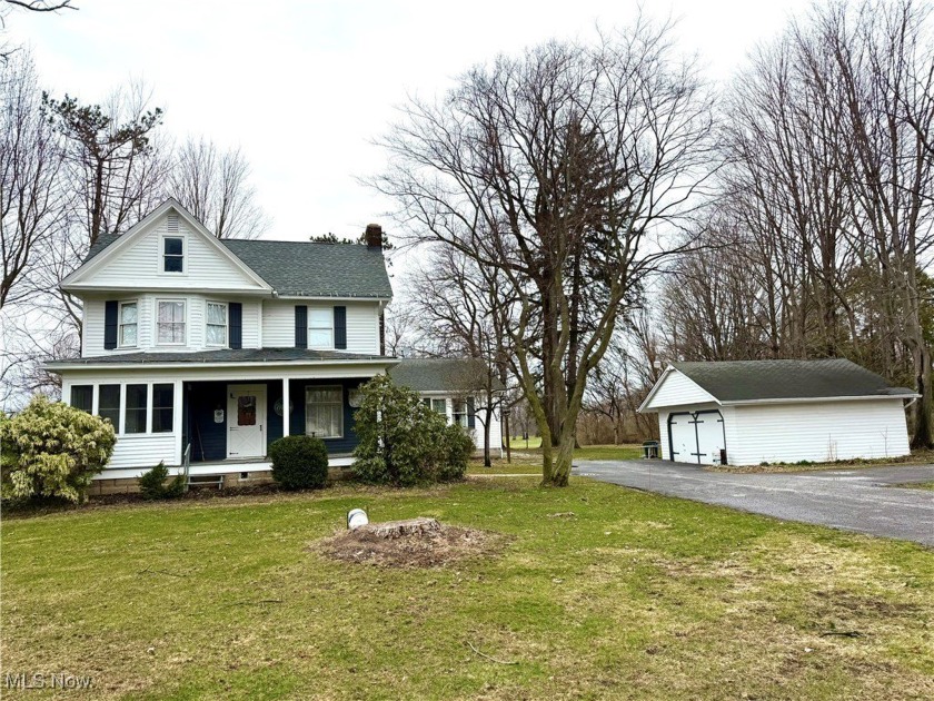 This Lake County Heritage home with plaque borders/ frontage on - Beach Home for sale in Mentor, Ohio on Beachhouse.com