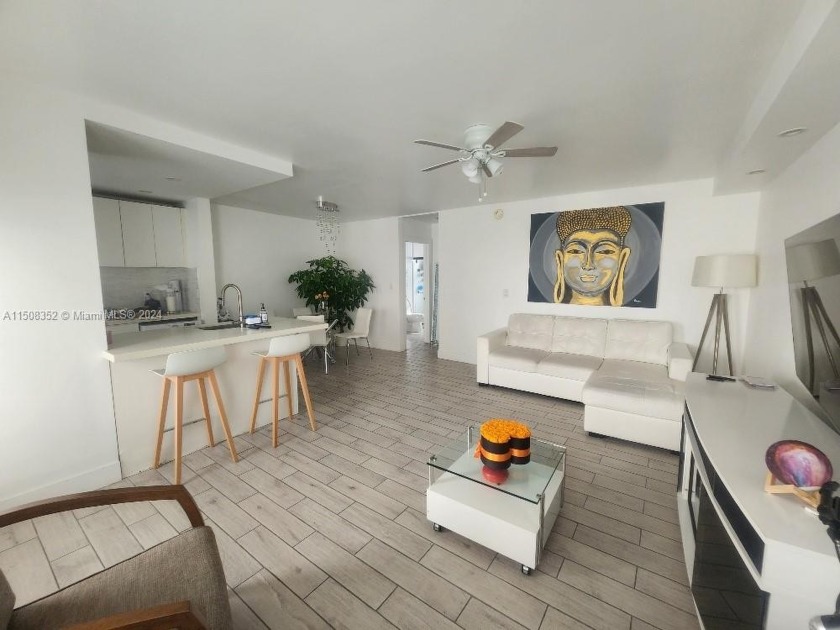 Charming 1-Bedroom Apartment in the heart of South Beach comes - Beach Condo for sale in Miami Beach, Florida on Beachhouse.com