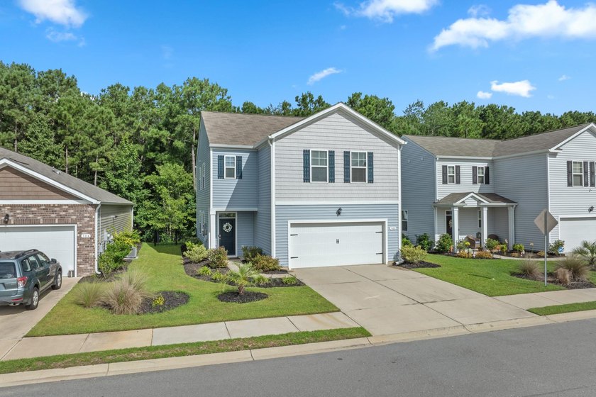 Discover modern living in this nearly-new home located in Oak - Beach Home for sale in Murrells Inlet, South Carolina on Beachhouse.com