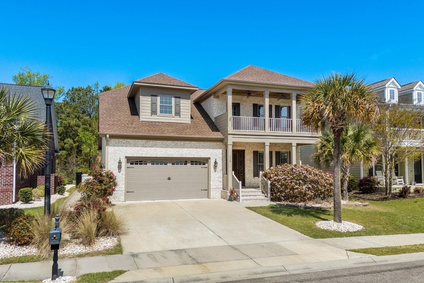 CUSTOM DESIGN, LUXUROUSLY UPDATED, PERFECTLY LOCATED!! Welcome - Beach Home for sale in Myrtle Beach, South Carolina on Beachhouse.com