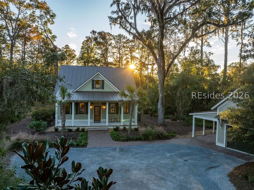 This beautifully crafted 2022 cottage blends timeless Lowcountry - Beach Home for sale in Okatie, South Carolina on Beachhouse.com