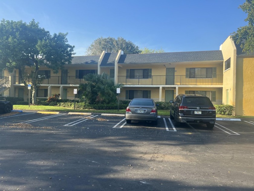 814 Meadows Circle 814 - Beach Condo for sale in Boynton Beach, Florida on Beachhouse.com