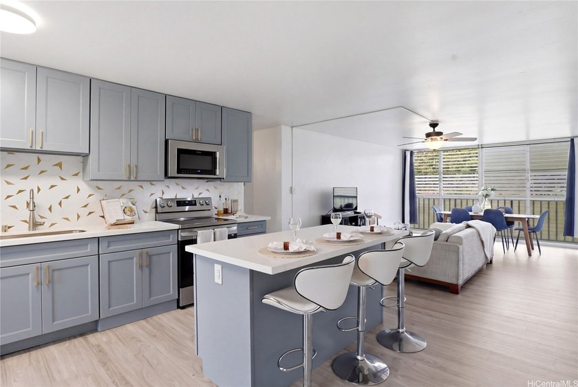 Welcome to this beautifully renovated top-floor condo in the - Beach Condo for sale in Mililani, Hawaii on Beachhouse.com
