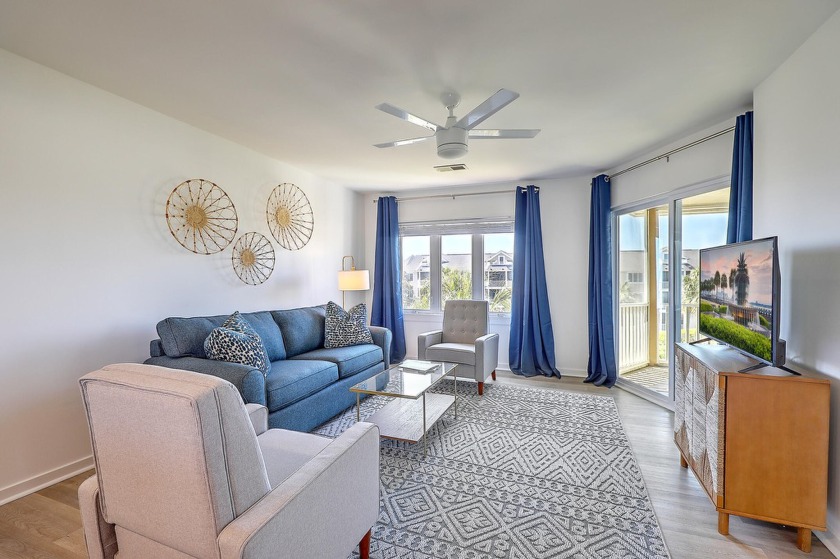 This one-bedroom condo has been beautifully updated and - Beach Home for sale in Isle of Palms, South Carolina on Beachhouse.com