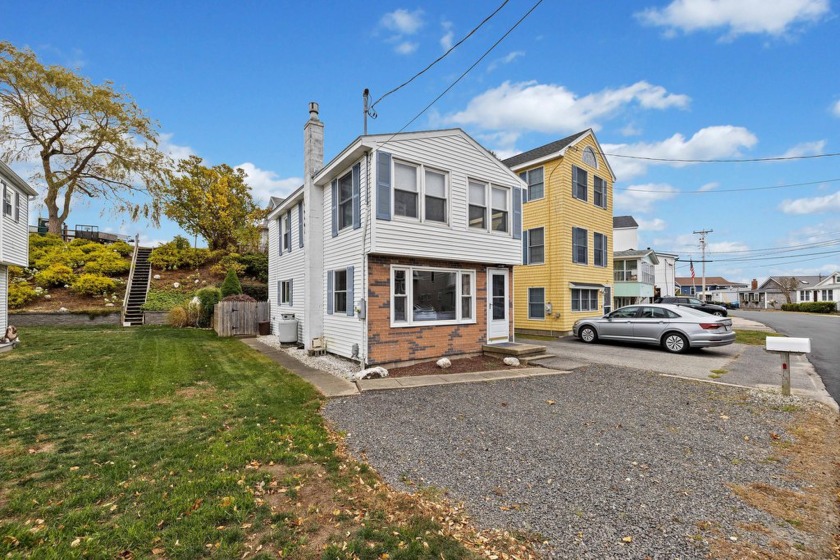 Discover the charm of this inviting home, located just a short - Beach Home for sale in Wells, Maine on Beachhouse.com