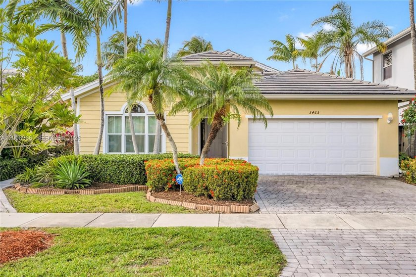 First Time to Market - Presenting this delightful 4-BR - Beach Home for sale in Homestead, Florida on Beachhouse.com