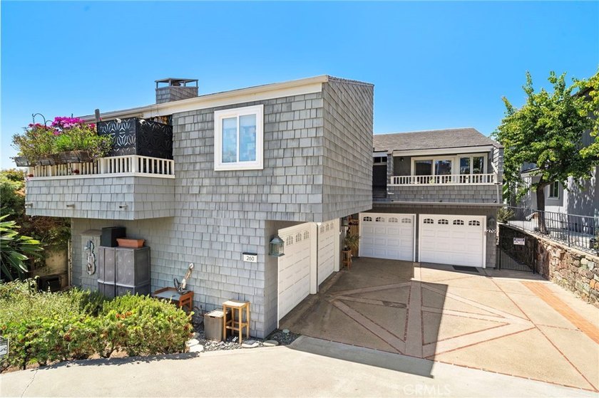 260 & 270 Arch Street, Laguna Beach, CA 92651 -- Upper Victoria - Beach Townhome/Townhouse for sale in Laguna Beach, California on Beachhouse.com