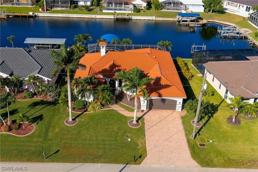 Welcome to a boater's paradise! This exquisite estate, situated - Beach Home for sale in Cape Coral, Florida on Beachhouse.com