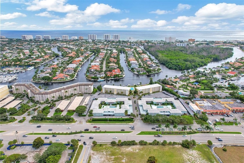 Corner studio in the River House Gardens community with - Beach Condo for sale in Deerfield Beach, Florida on Beachhouse.com