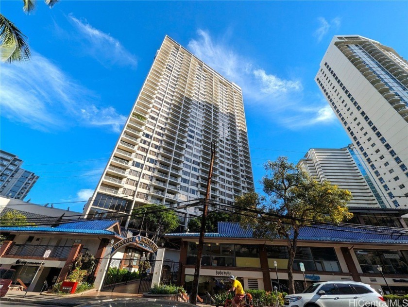 Extremely motivated Seller! Priced to Sell!! Welcome to The - Beach Condo for sale in Honolulu, Hawaii on Beachhouse.com