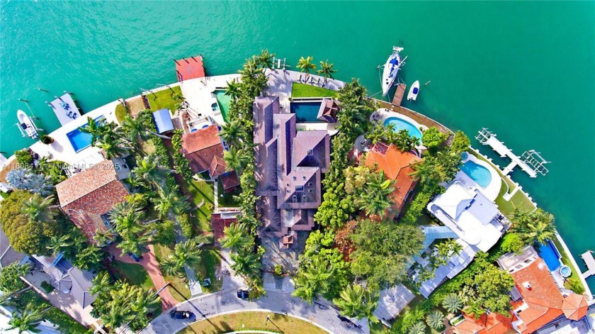 Nestled on the prestigious Venetian Islands, this - Beach Home for sale in Miami Beach, Florida on Beachhouse.com