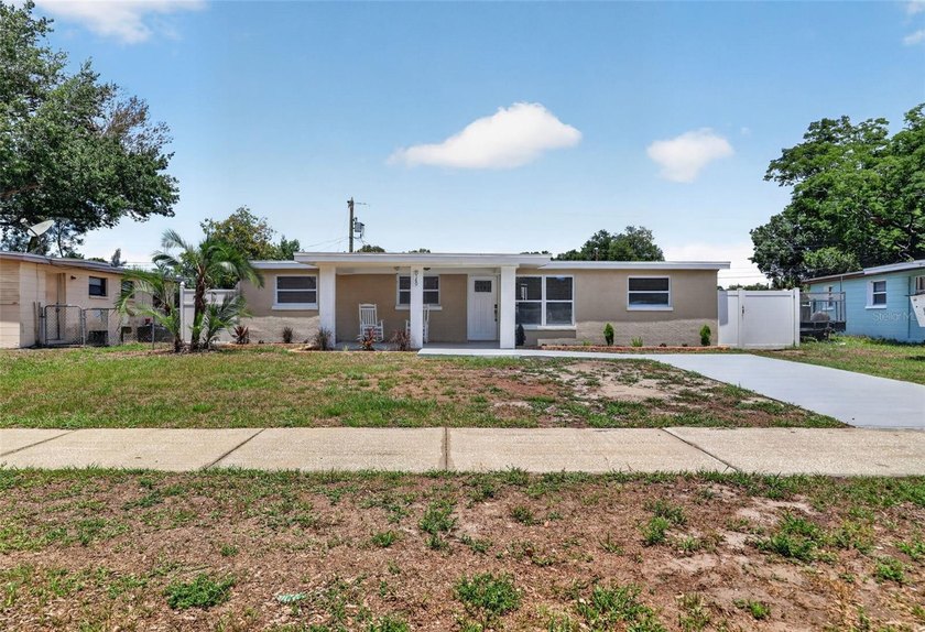 Under contract-accepting backup offers. Seminole Charmer -- - Beach Home for sale in Seminole, Florida on Beachhouse.com