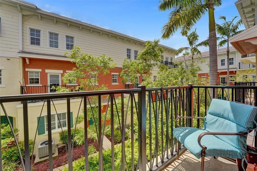 A beautiful 3 story townhome awaits you in Orchid Grove. 1st - Beach Townhome/Townhouse for sale in Pompano Beach, Florida on Beachhouse.com