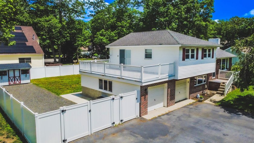 **OPEN HOUSE SUNDAY 6/7 12-2PM**Welcome to 518 Delaware Ave - a - Beach Home for sale in Absecon, New Jersey on Beachhouse.com