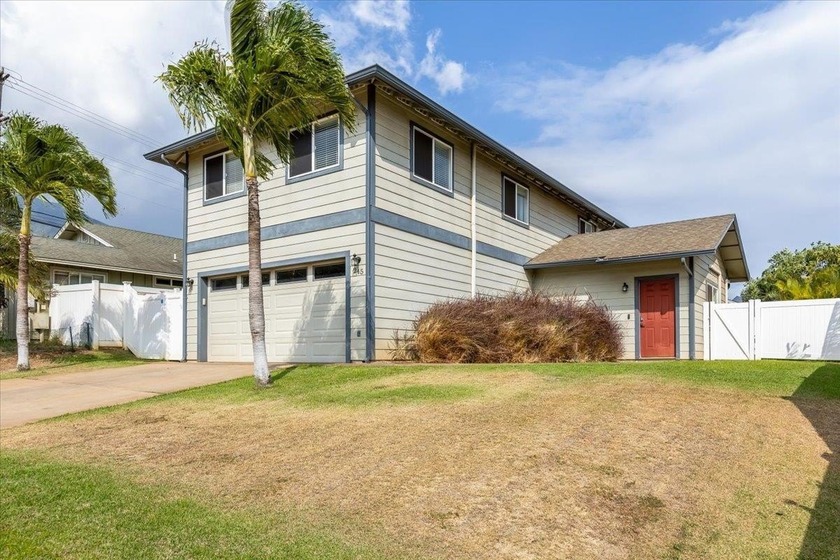 Welcome home to this 3-bedroom, 2.5-bath residence in the - Beach Home for sale in Wailuku, Hawaii on Beachhouse.com
