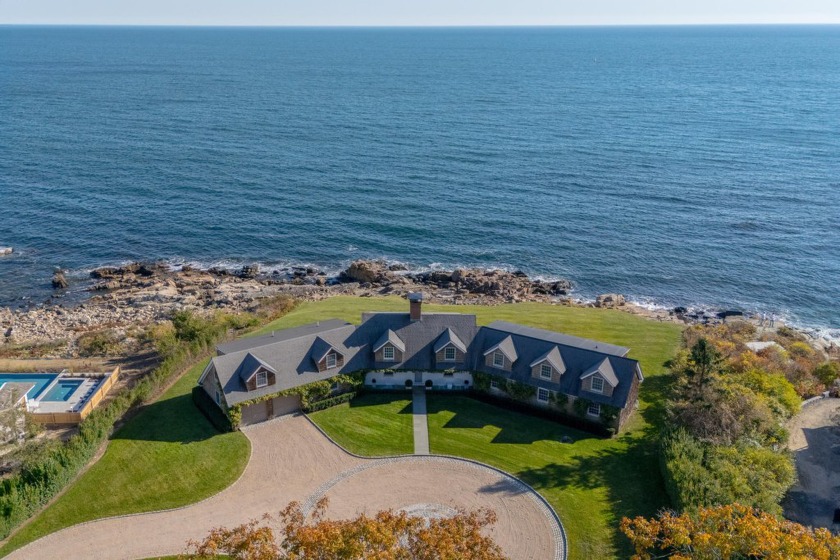 Seldom does a property of such significance
became available in - Beach Home for sale in Kennebunkport, Maine on Beachhouse.com