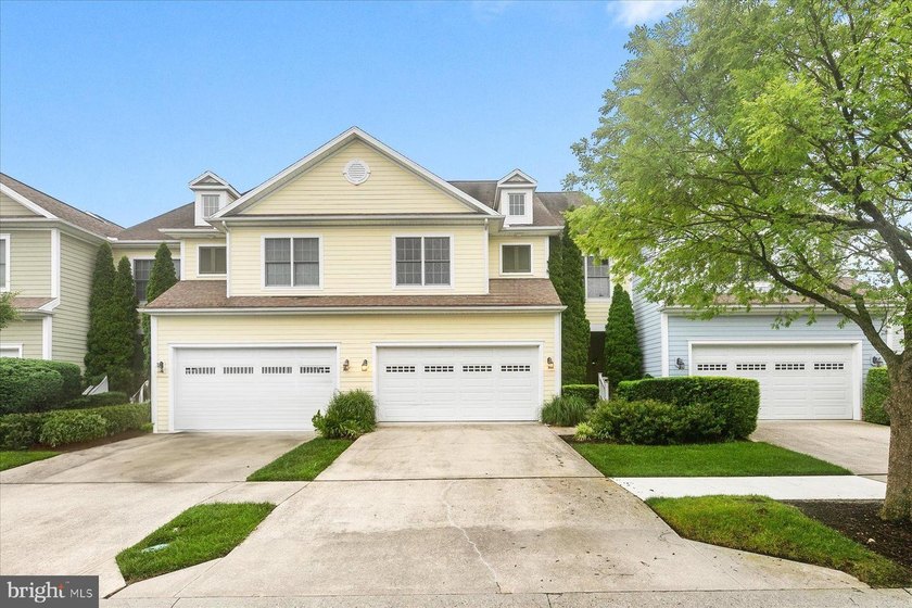Beautiful coastal home just 4 miles from the beach in the - Beach Townhome/Townhouse for sale in Selbyville, Delaware on Beachhouse.com