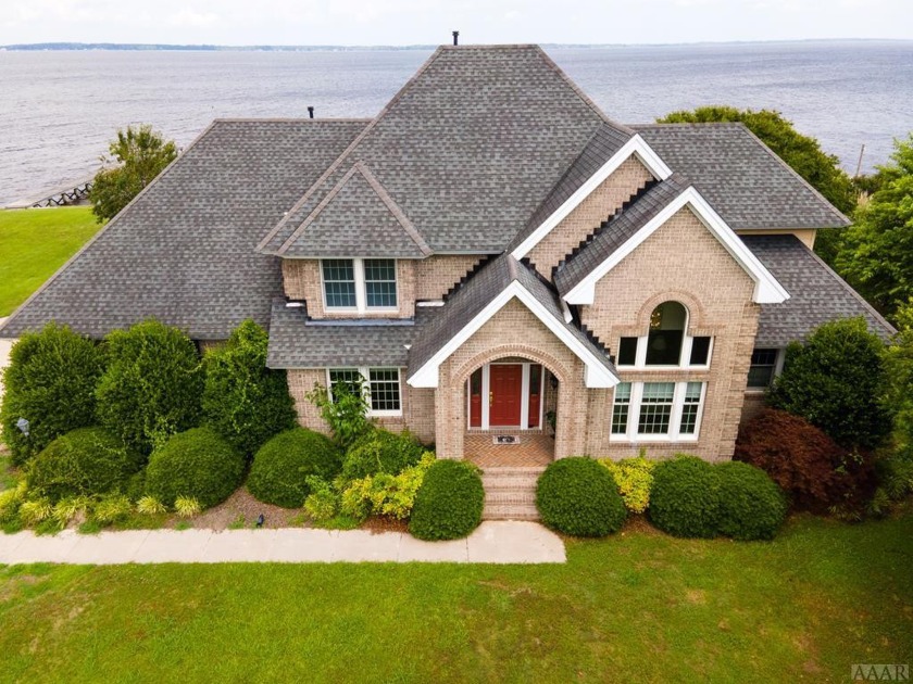 Waterfront living on the Pasquotank River awaits you! This - Beach Home for sale in Elizabeth City, North Carolina on Beachhouse.com