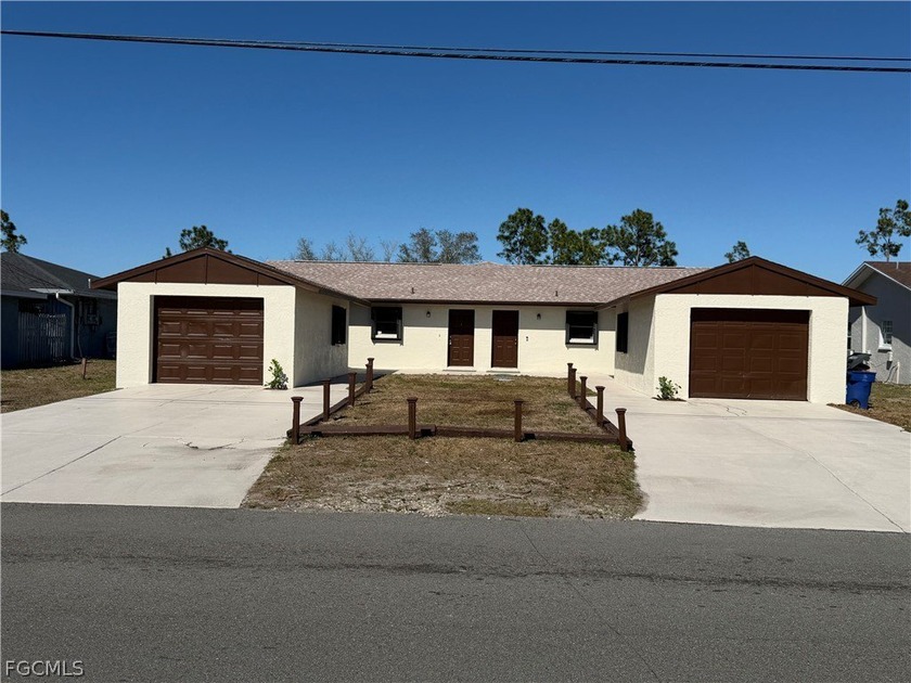 Solid concrete block duplex featuring two 2-bedroom, 2-bath - Beach Home for sale in Fort Myers, Florida on Beachhouse.com