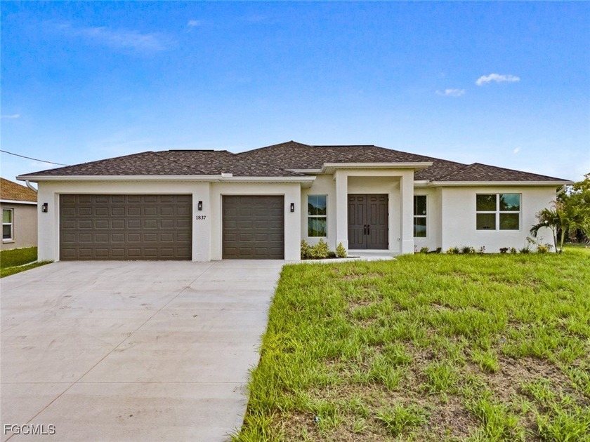 ** PHOTOS SHOWN ARE OF THE SAME MODEL BUT NOT THIS HOME - Beach Home for sale in Cape Coral, Florida on Beachhouse.com