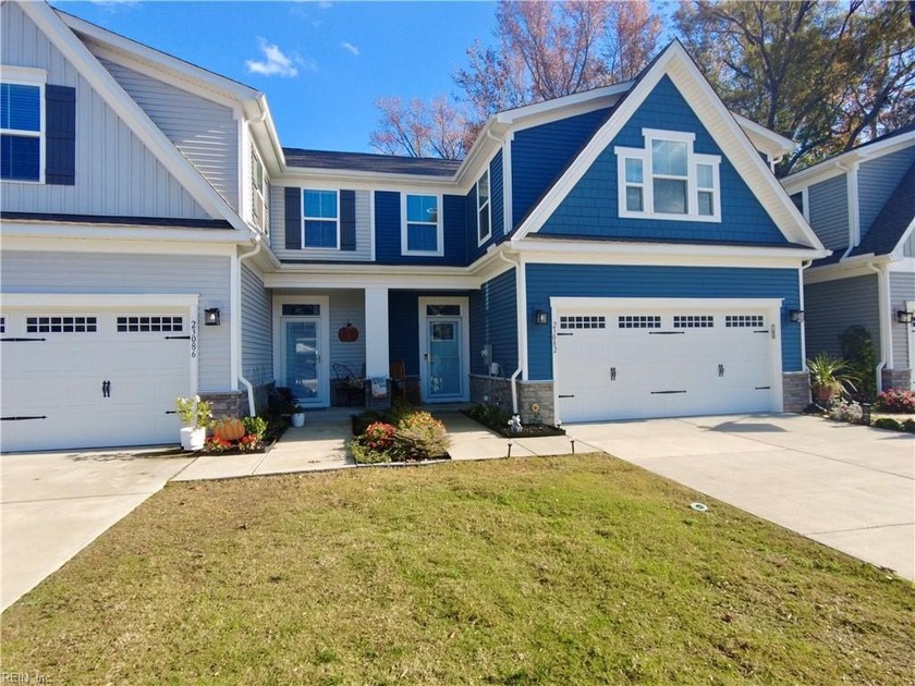 Elegant Craftsman Condo in Premier 55+ community- packed with - Beach Condo for sale in Carrollton, Virginia on Beachhouse.com