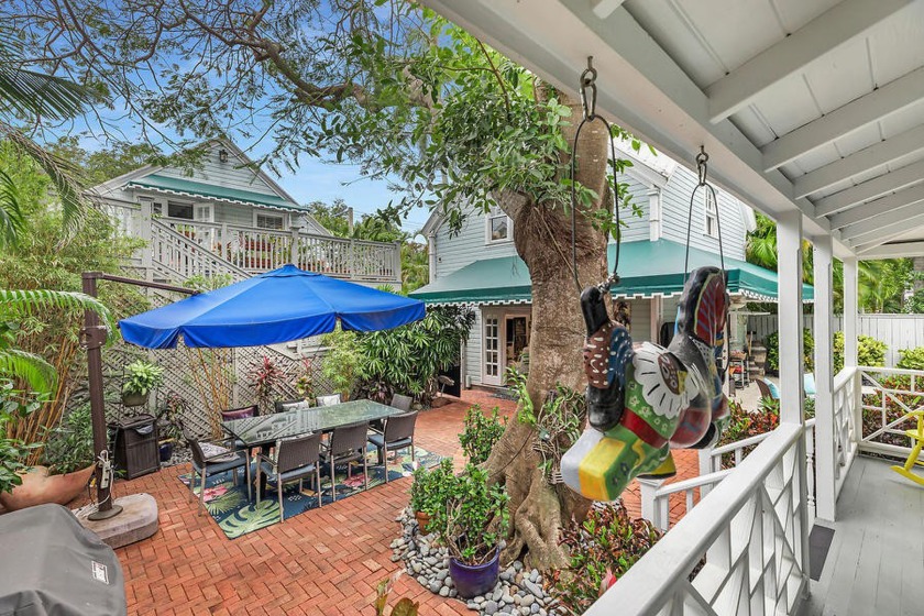This is the entire four-unit Lighthouse View Condominium - Beach Home for sale in Key West, Florida on Beachhouse.com
