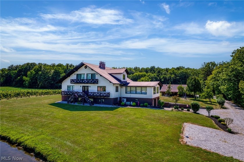 Welcome to your own private retreat in the heart of Ohio wine - Beach Home for sale in Geneva, Ohio on Beachhouse.com