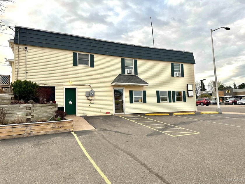 **Prime Commercial Investment Opportunity in Marquette - Beach Commercial for sale in Marquette, Michigan on Beachhouse.com